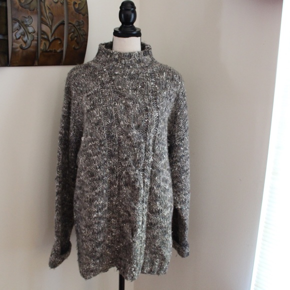 D.D. Sloane, Cable Knit mock turtle neck sweater - Picture 2 of 9